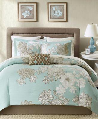 Bedding / Linens