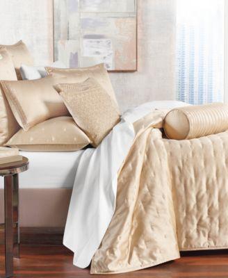 Bedding / Linens