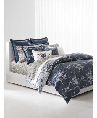 Bedding / Linens