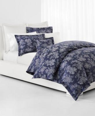 Bedding / Linens